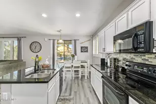 14250 W Wethersfield Rd, Surprise, AZ 85379 - Photo 12