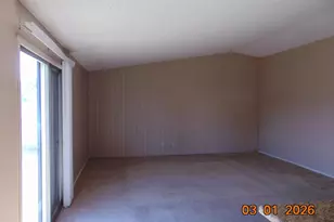 3329 E Gelding Dr, Phoenix, AZ 85032 - Photo 4