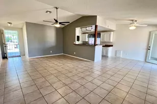 4427 N 102nd Dr, Phoenix, AZ 85037 - Photo 6