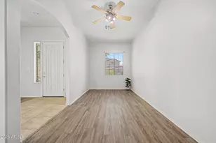 13570 W Caribbean Ln, Surprise, AZ 85379 - Photo 14