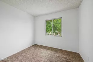 1204 E Dunbar Dr, Tempe, AZ 85282 - Photo 18
