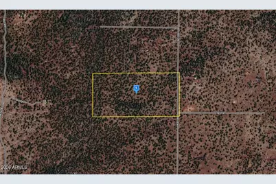 95 N3106 -- #22, Vernon, AZ 85940 - Photo 1