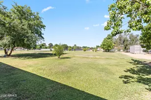 632 S Pandora Dr, Gilbert, AZ 85296 - Photo 32