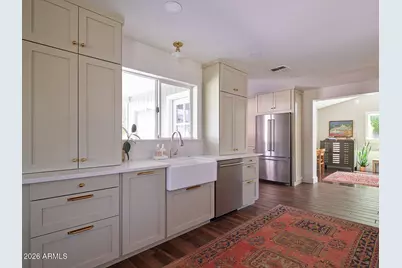 3819 N 37th Street, Phoenix, AZ 85018 - Photo 6