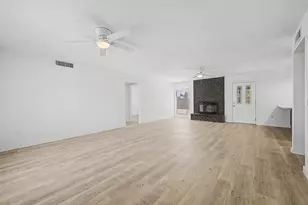 935 W Santa Cruz Dr, Tempe, AZ 85282 - Photo 4