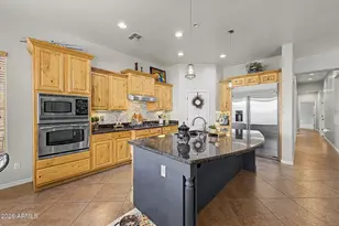 1741 W Bramble Berry Ln, Phoenix, AZ 85085 - Photo 12