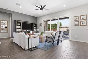 2722 E Indian Wells Dr, Gilbert, AZ 85298 - Photo 12