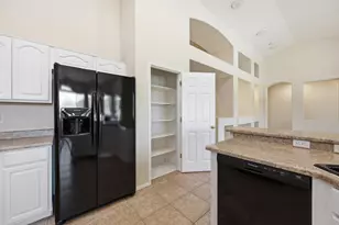 8407 West Myrtle Ave, Glendale, AZ 85305 - Photo 8