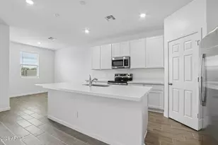 18175 W La Senda Dr, Surprise, AZ 85387 - Photo 10