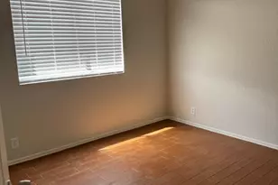 8565 W Tuckey Ln, Glendale, AZ 85305 - Photo 10
