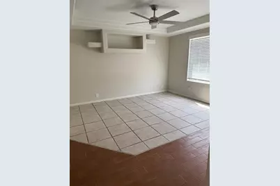 8565 W Tuckey Lane, Glendale, AZ 85305 - Photo 6