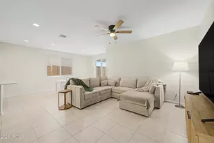 5609 S 23rd Dr, Phoenix, AZ 85041 - Photo 8