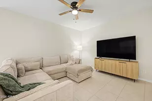 5609 S 23rd Dr, Phoenix, AZ 85041 - Photo 10