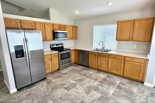 1329 E Cathedral Rock Dr, Phoenix, AZ 85048 - Photo 6