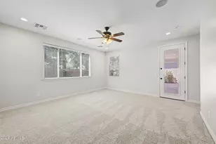 2559 E Penedes Dr, Gilbert, AZ 85298 - Photo 32