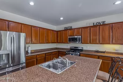 2914 E Coconino Drive, Gilbert, AZ 85298 - Photo 10