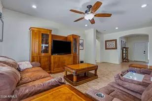 2914 E Coconino Dr, Gilbert, AZ 85298 - Photo 8