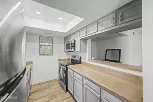 850 S River Dr, Tempe, AZ 85281 - Photo 14