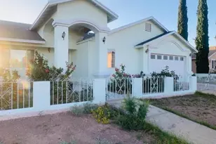 704 N Elizabeth Ave, Douglas, AZ 85607 - Photo 2