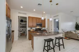 7291 N Scottsdale Rd, Paradise Valley, AZ 85253 - Photo 10