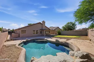 16529 N 89th Ave, Peoria, AZ 85382 - Photo 32
