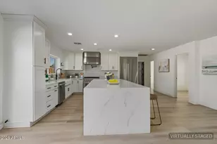 7834 E Sweetwater Ave, Scottsdale, AZ 85260 - Photo 10