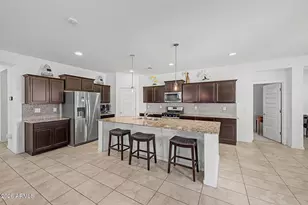 1196 W Blue Ridge Dr, San Tan Valley, AZ 85140 - Photo 2