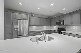 3935 E Rough Rider Rd, Phoenix, AZ 85050 - Photo 4