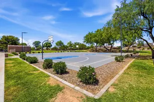 21069 N Jocelyn Ln, Maricopa, AZ 85138 - Photo 32