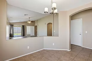 21069 N Jocelyn Ln, Maricopa, AZ 85138 - Photo 10