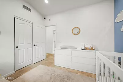 1570 E Horseshoe Avenue, Gilbert, AZ 85296 - Photo 34