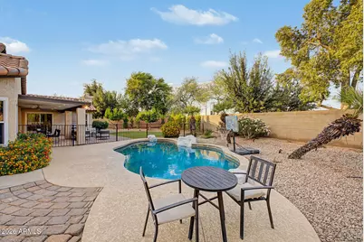 1570 E Horseshoe Avenue, Gilbert, AZ 85296 - Photo 20