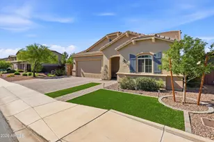 1246 W Spine Tree Ave, Queen Creek, AZ 85140 - Photo 2