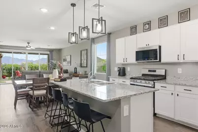 10819 W Marguerite Avenue W, Tolleson, AZ 85353 - Photo 2
