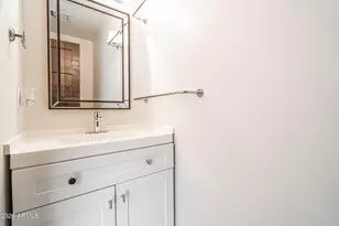 215 E McKinley St, Phoenix, AZ 85004 - Photo 12