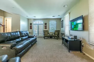 1628 E Canyon Creek Dr, Gilbert, AZ 85295 - Photo 16