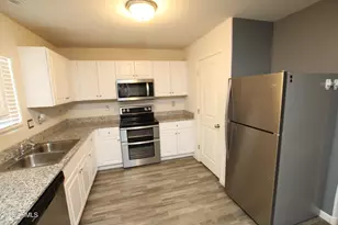 322 E Bobcat Pl, Casa Grande, AZ 85122 - Photo 8
