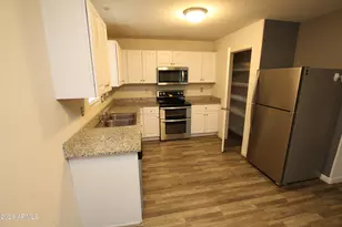 322 E Bobcat Pl, Casa Grande, AZ 85122 - Photo 6
