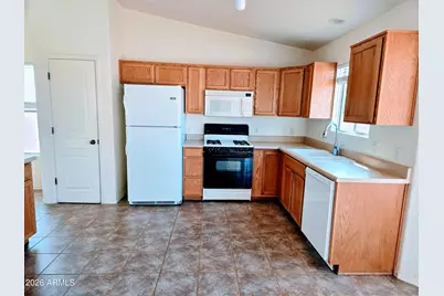 3716 Barahona Drive, Sierra Vista, AZ 85650 - Photo 2