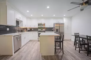 5525 E Thomas Rd, Phoenix, AZ 85018 - Photo 1