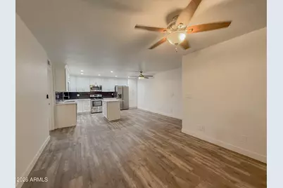 5525 E Thomas Road #B7, Phoenix, AZ 85018 - Photo 2