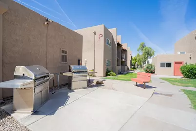 5525 E Thomas Road #B7, Phoenix, AZ 85018 - Photo 18