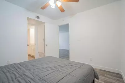 5525 E Thomas Road #B7, Phoenix, AZ 85018 - Photo 10