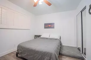 5525 E Thomas Rd, Phoenix, AZ 85018 - Photo 8