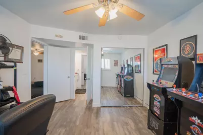 5525 E Thomas Road #B7, Phoenix, AZ 85018 - Photo 14