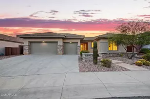 40818 N Lytham Ct, Phoenix, AZ 85086 - Photo 1