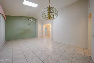 14406 W Blackwood Dr, Sun City West, AZ 85375 - Photo 10