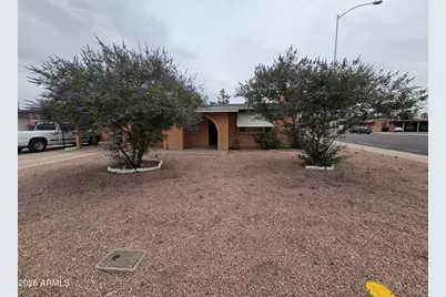 1121 N Wedgewood Circle, Mesa, AZ 85203 - Photo 2