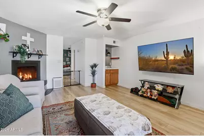 1425 E Desert Cove Avenue #7, Phoenix, AZ 85020 - Photo 6