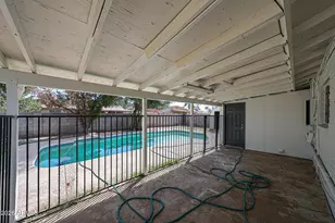 3119 W Country Gables Dr, Phoenix, AZ 85053 - Photo 46